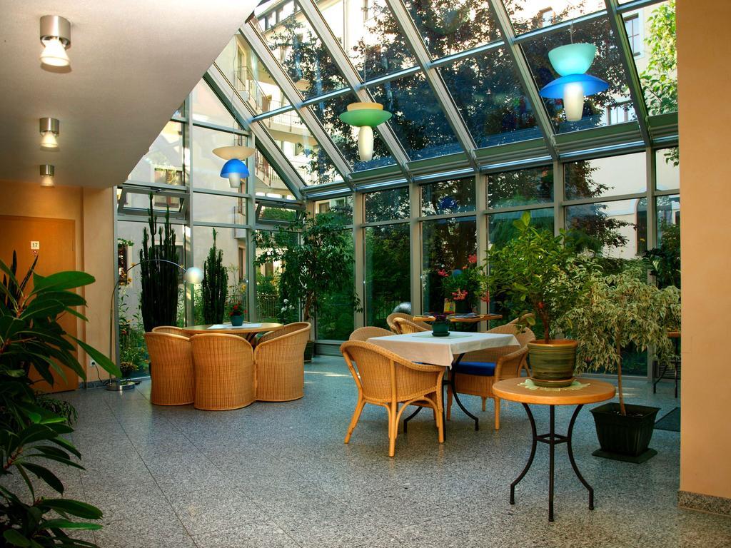 Hotel Dom-Eck Баутцен Экстерьер фото